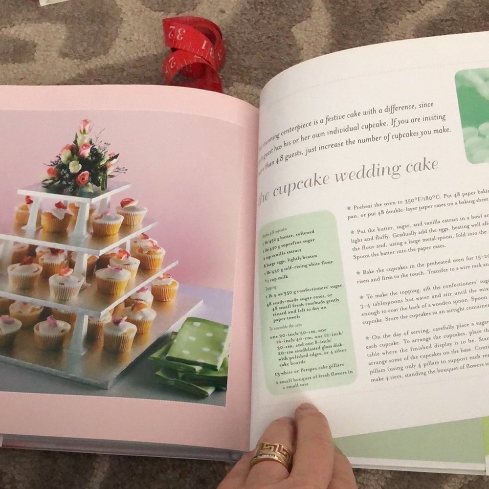 Cupcake Cook Book new - Picture 12 of 13